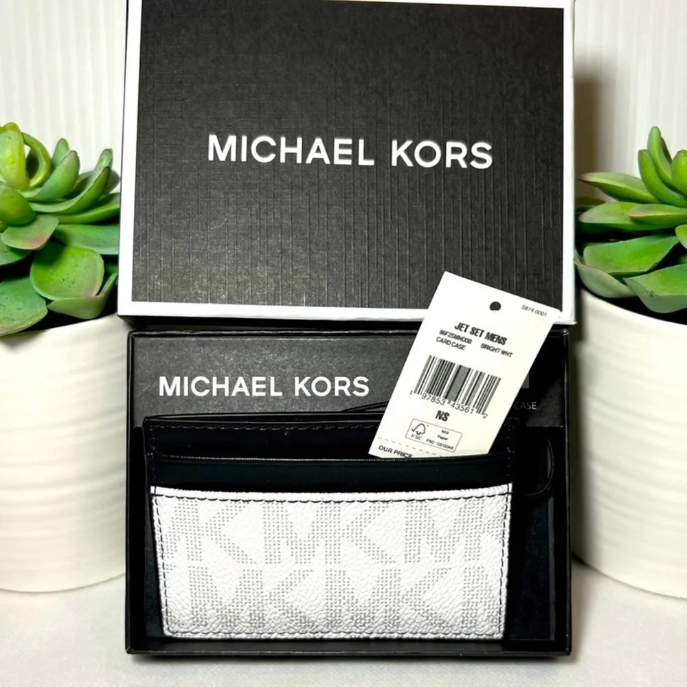 NIB Michael Kors Jet Set Card Case